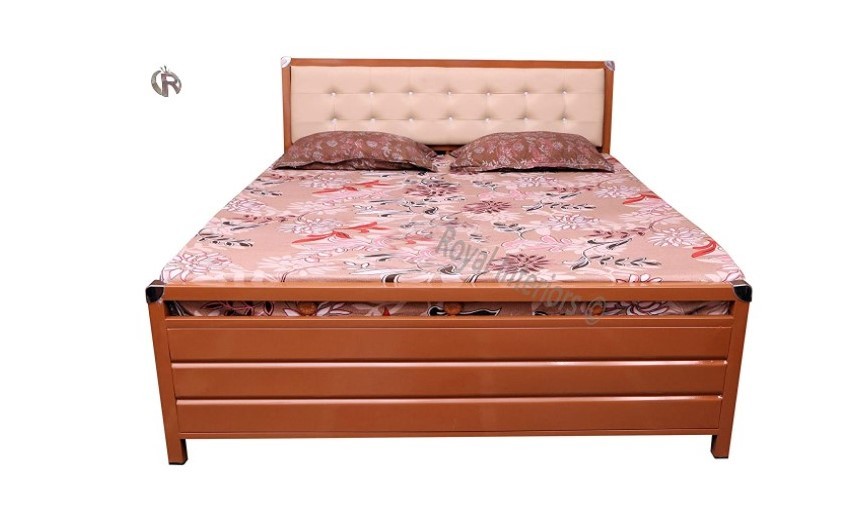 Queen size bed with hydraulic storage